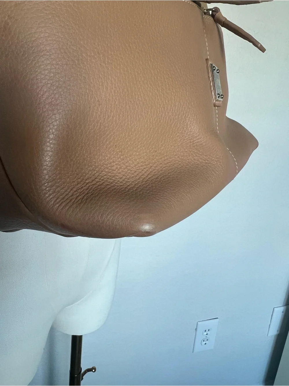 Dooney & Bourke Large Pebbled Leather Hobo Bag Tan Taupe Shoulder Purse Zip